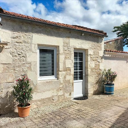 Agreable Maison De Vacances En Charente-Maritime Arvert Eksteriør billede